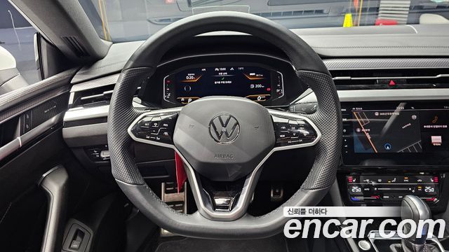 Volkswagen Arteon 2.0 TDI R-LIINE 4Motion 2022 — фото 13