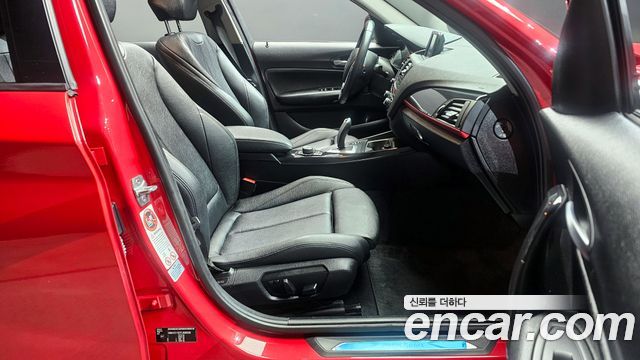 BMW 1 Series (F20) 118d Sport 5Door 2015 — фото 11
