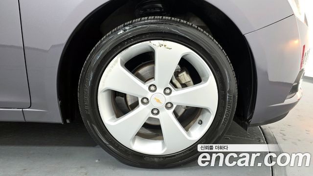 Chevrolet Cruze 1.8 LTZ+ 2012 — фото 5