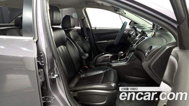 Chevrolet Cruze 1.8 LTZ+ 2012 — фото 15