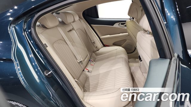 Genesis G70 Gasoline 2.5T 4WD 2024 — фото 12