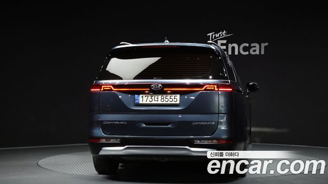 Kia Carnival (IV) Gasoline 7-Seater Signature 2021 — фото 4