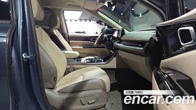 Kia Carnival (IV) Gasoline 7-Seater Signature 2021 — фото 11