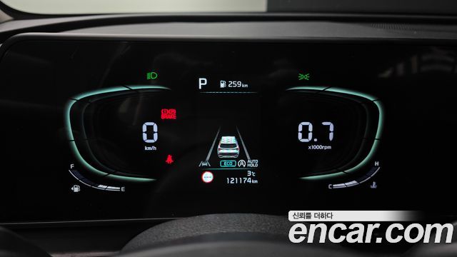 Kia Sportage (V) Diesel 2.0 2WD Prestige 2022 — фото 8
