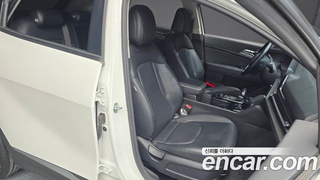 Kia Sportage (V) Diesel 2.0 2WD Prestige 2022 — фото 12