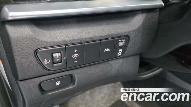 Kia Niro 1.6 HEV Prestige 2022 — фото 17