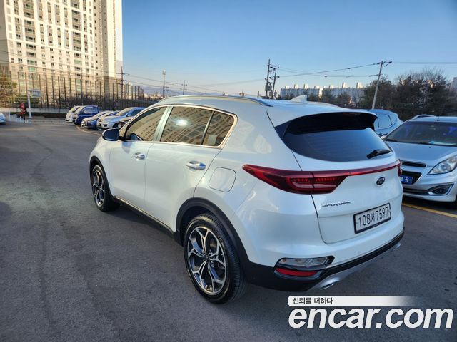 Kia Sportage The Bold Diesel 2.0 2WD Prestige 2021 — фото 4