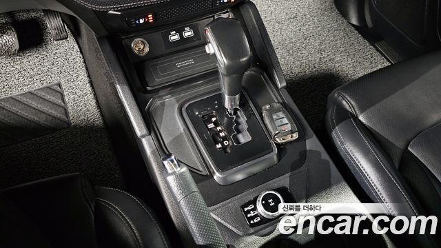KG Mobility (SsangYong) Rexton Sports Khan Diesel 2.2 4WD Prestige 2022 — фото 9