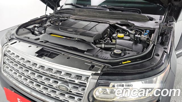 Land Rover Range Rover (IV) 4.4 SDV8 AB DIESEL 2015 — фото 6