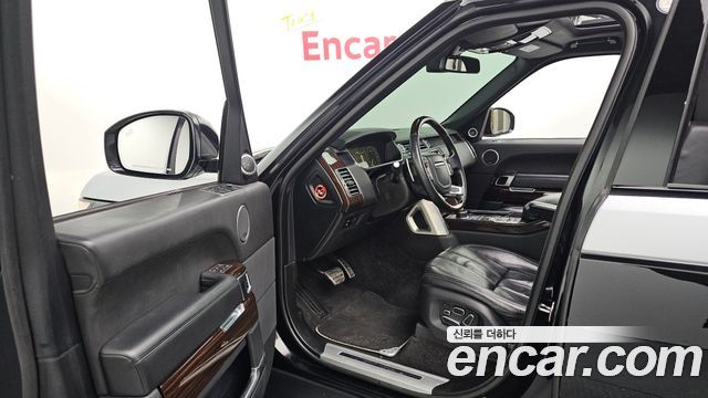 Land Rover Range Rover (IV) 4.4 SDV8 AB DIESEL 2015 — фото 10