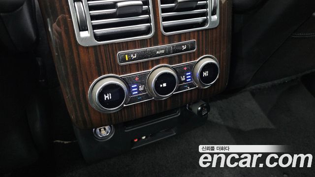 Land Rover Range Rover (IV) 4.4 SDV8 AB DIESEL 2015 — фото 18
