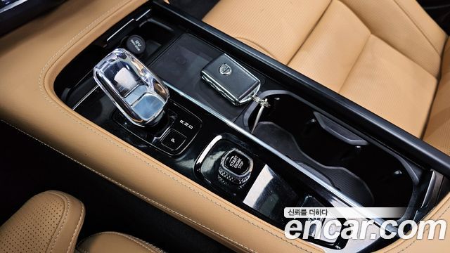 Volvo S90 B6 AWD Ultimate Bright 2023 — фото 9