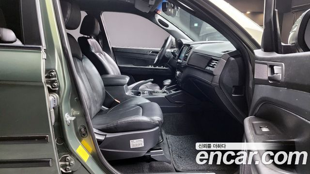 KG Mobility (SsangYong) Rexton Sports Khan Diesel 2.2 4WD Prestige 2023 — фото 10