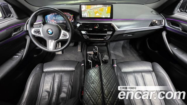 BMW 5 Series (G30) 520i M Sport 2023 — фото 7