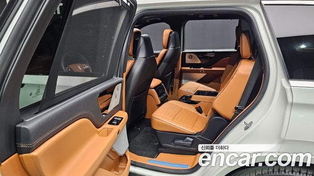 Lincoln Aviator (II) 3.0 Black Label AWD 2025 — фото 12