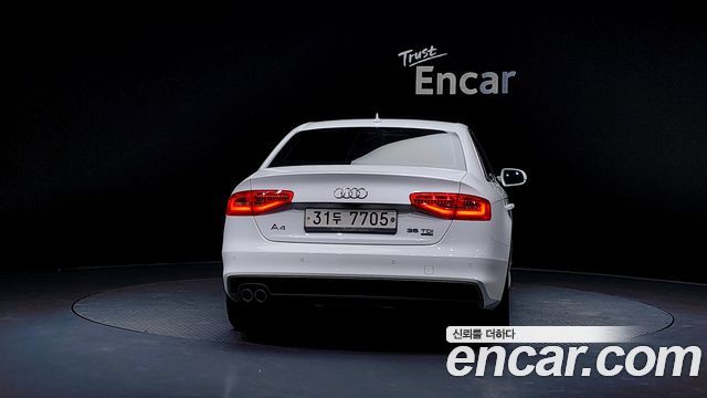 Audi A4 35 TDI Quattro Dynamic B8 2015 — фото 4