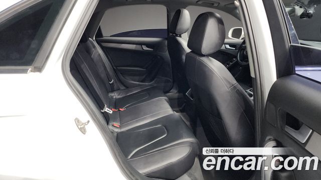 Audi A4 35 TDI Quattro Dynamic B8 2015 — фото 12