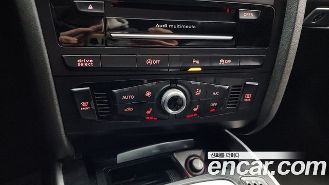 Audi A4 35 TDI Quattro Dynamic B8 2015 — фото 18