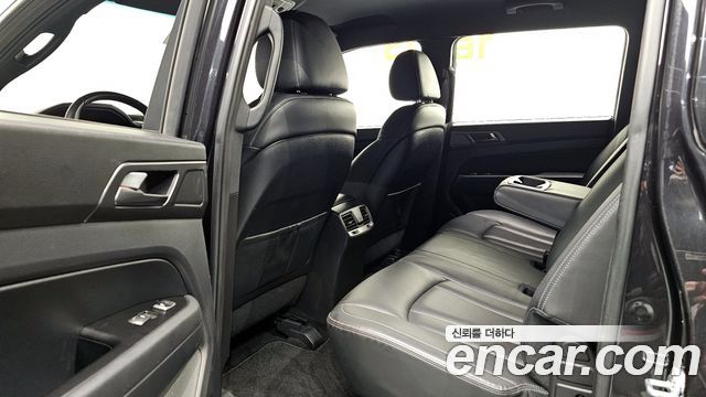 KG Mobility (SsangYong) Rexton Sports Diesel 2.2 4WD Prestige 2022 — фото 12