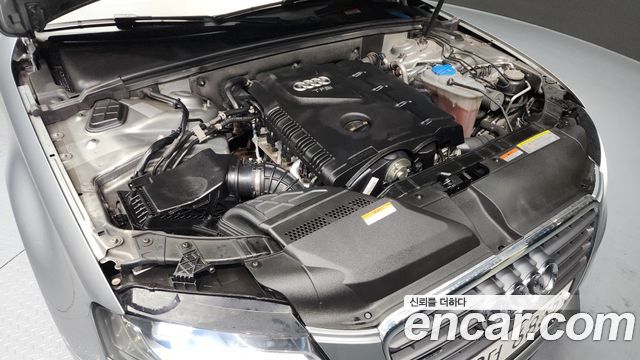 Audi A4 2.0 TFSI Quattro Dynamic B8 2012 — фото 6