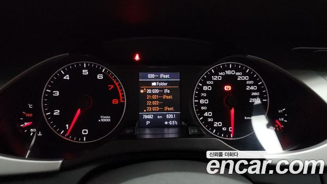 Audi A4 2.0 TFSI Quattro Dynamic B8 2012 — фото 8