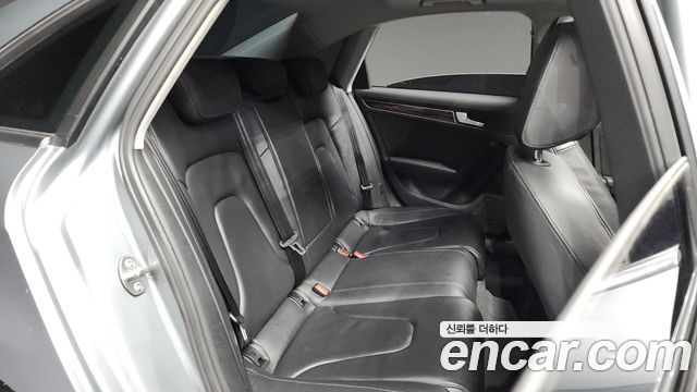 Audi A4 2.0 TFSI Quattro Dynamic B8 2012 — фото 12