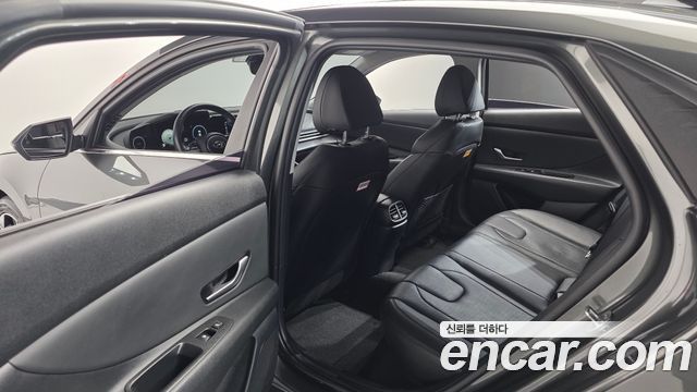 Hyundai Avante (CN7) 1.6 Inspiration 2022 — фото 17