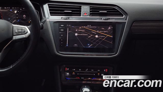 Volkswagen Tiguan Allspace 2.0 TSI Prestige 2023 — фото 15