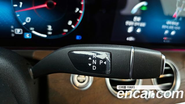 Mercedes-Benz E-Class (W213) E250 Exclusive 2022 — фото 9