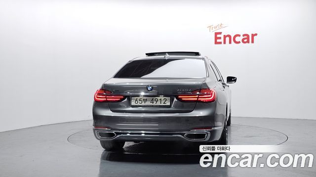 BMW 7 Series (G11) 750Li xDrive 2018 — фото 4