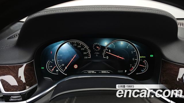 BMW 7 Series (G11) 750Li xDrive 2018 — фото 8
