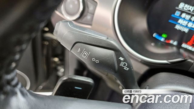 Ford Mustang Convertible 2020 — фото 16