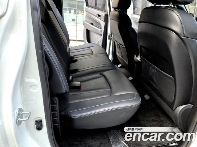 KG Mobility (SsangYong) Rexton Sports Diesel 2.2 2WD Prestige 2023 — фото 16
