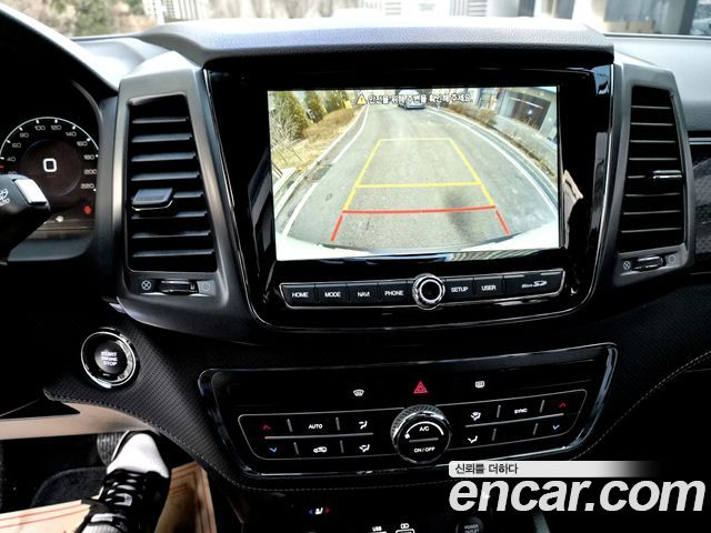 KG Mobility (SsangYong) Rexton Sports Diesel 2.2 2WD Prestige 2023 — фото 20