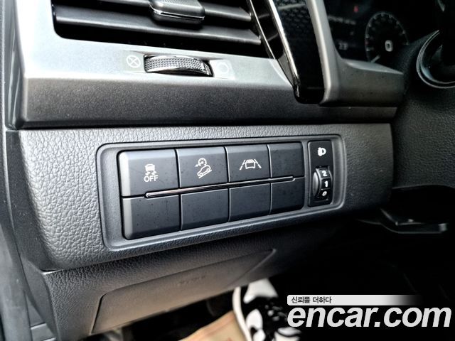 KG Mobility (SsangYong) Rexton Sports Diesel 2.2 2WD Prestige 2023 — фото 22
