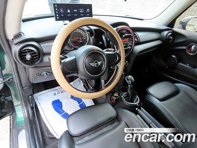 MINI Cooper D Standard 3rd 2015 — фото 7