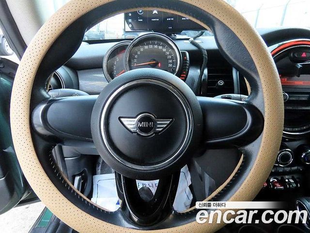 MINI Cooper D Standard 3rd 2015 — фото 8
