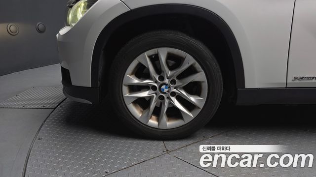 BMW X1 (E84) xDrive 18d 2015 — фото 5