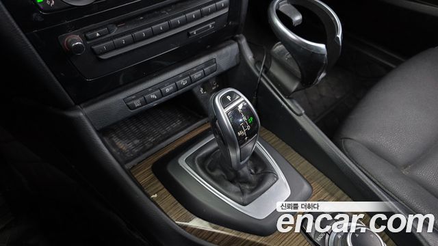 BMW X1 (E84) xDrive 18d 2015 — фото 9