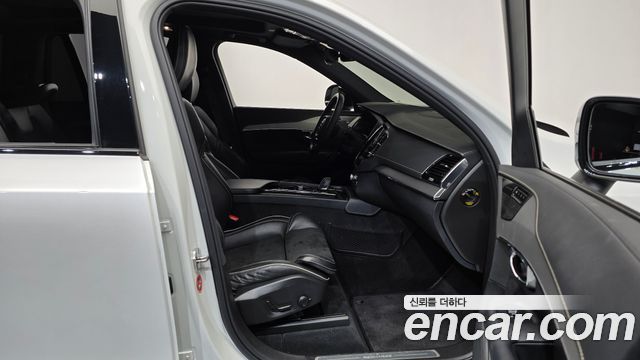 Volvo XC90 (II) T8 R-Design Hybrid 2021 — фото 11
