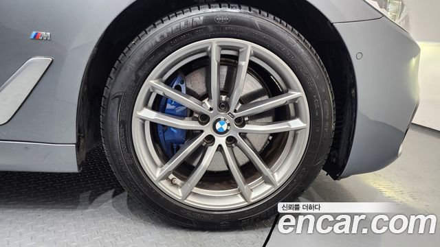 BMW 5 Series (G30) 530e M Sport 2020 — фото 5
