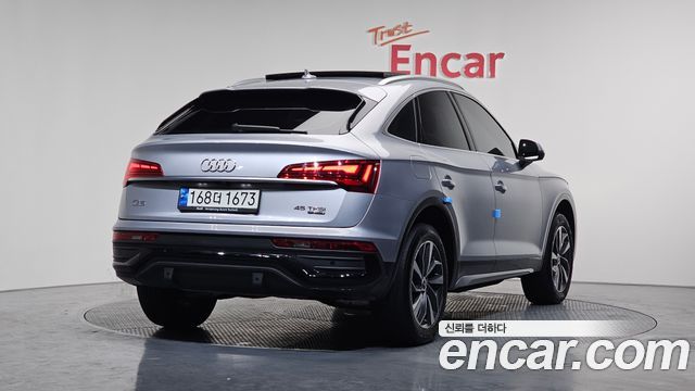 Audi Q5 (FY) 45 TFSI Quattro Sportback 2022 — фото 2