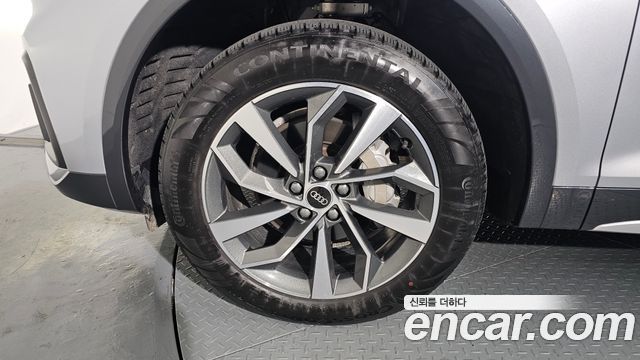 Audi Q5 (FY) 45 TFSI Quattro Sportback 2022 — фото 5