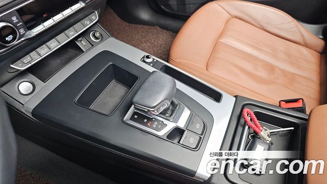 Audi Q5 (FY) 45 TFSI Quattro Sportback 2022 — фото 9