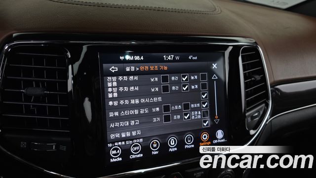 Jeep Grand Cherokee 3.6 Overland WK2 2021 — фото 16