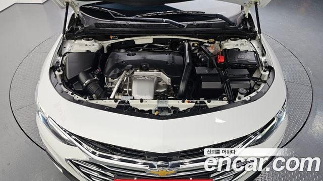 Chevrolet Malibu 2.0 Turbo Premier Special 2020 — фото 6