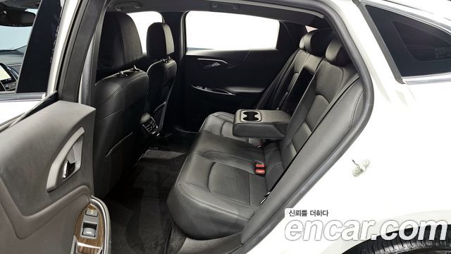 Chevrolet Malibu 2.0 Turbo Premier Special 2020 — фото 12
