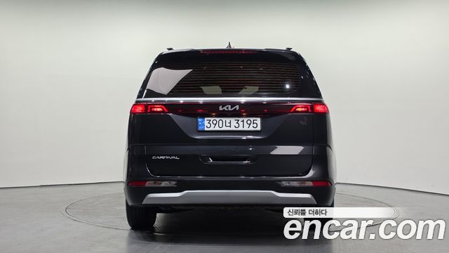 Kia Carnival (IV) 9-Seater Prestige 2022 — фото 4