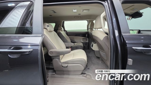 Kia Carnival (IV) 9-Seater Prestige 2022 — фото 18