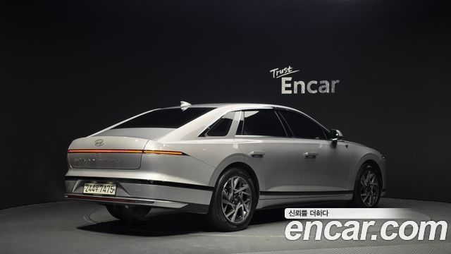Hyundai Grandeur (GN7) 3.5 LPG 2WD (Taxi) Deluxe 2023 — фото 2